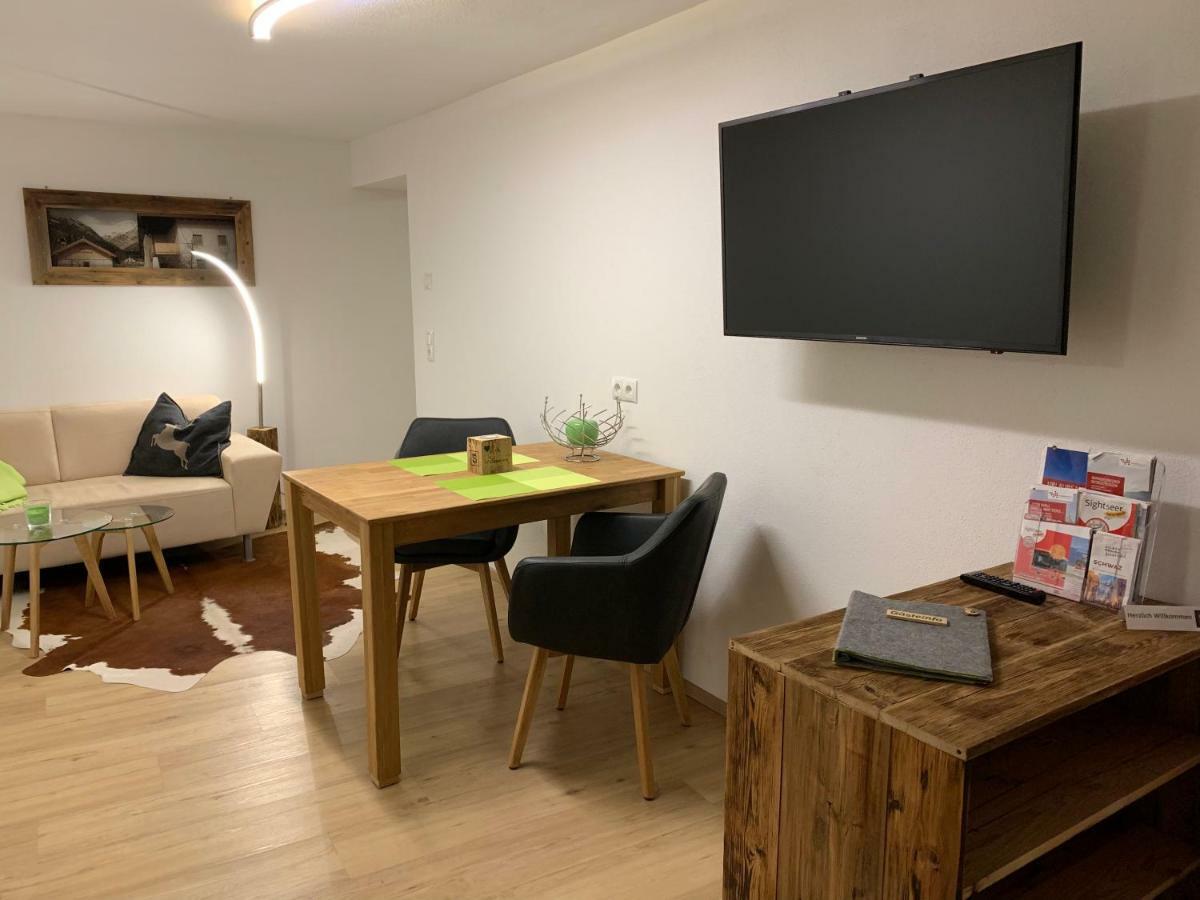 Schusterbrand Appartements Absam ภายนอก รูปภาพ